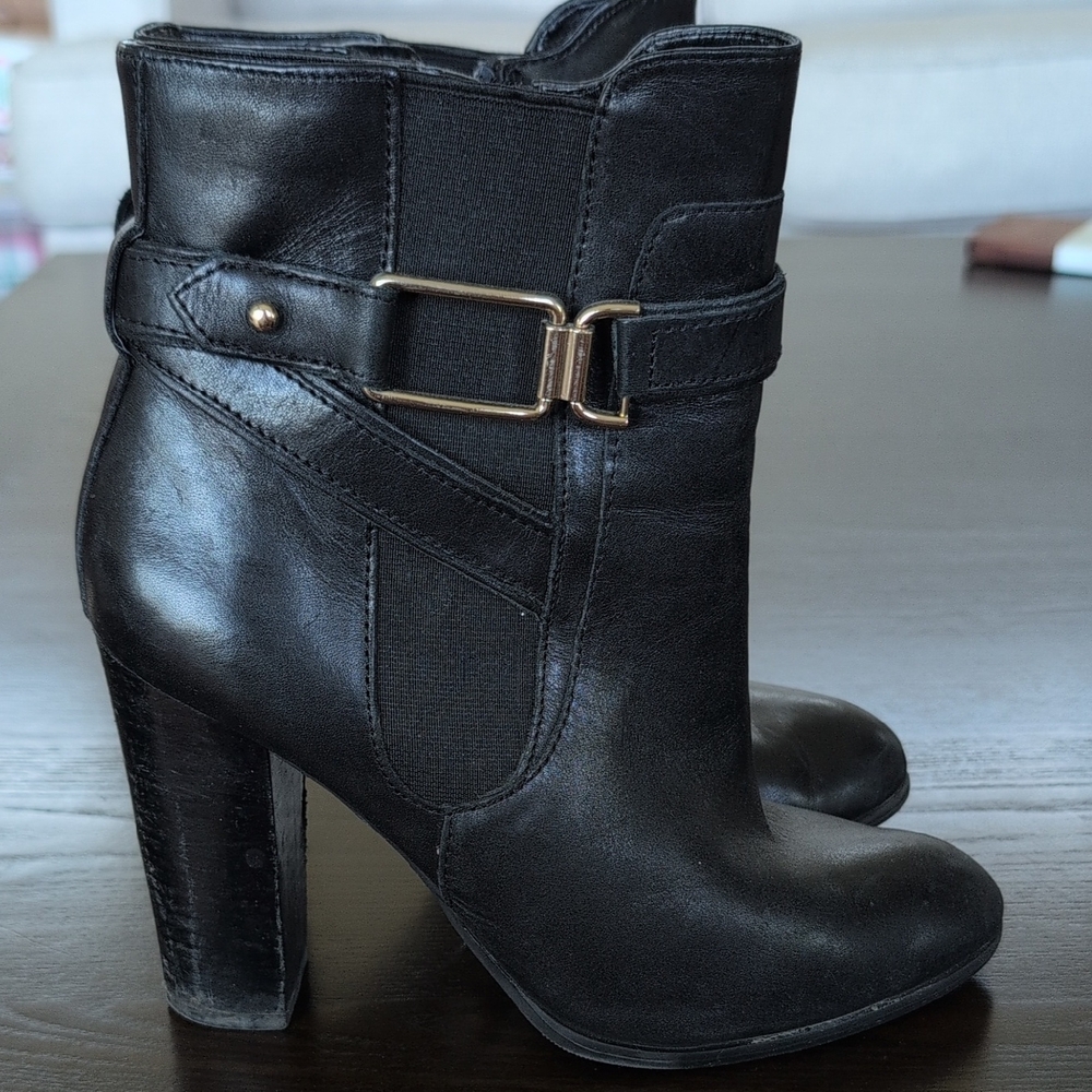 Aldo Bergaron Elegant Black Ankle Boots Size 9